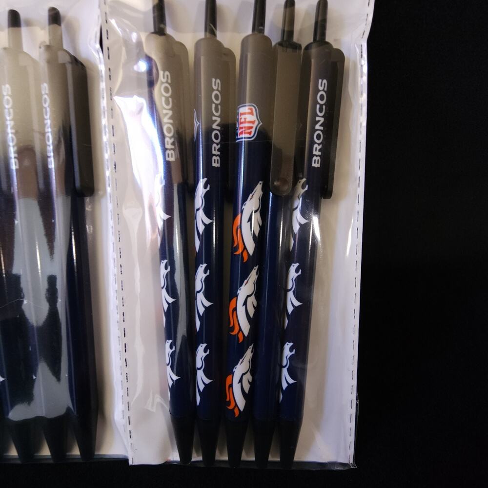 New Football Team Denver Broncos NFL Licensed Lot 10 Pack Black Ink Click Pens - Picture 3 of 4